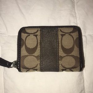 Brown C Coach wallet / coin purse